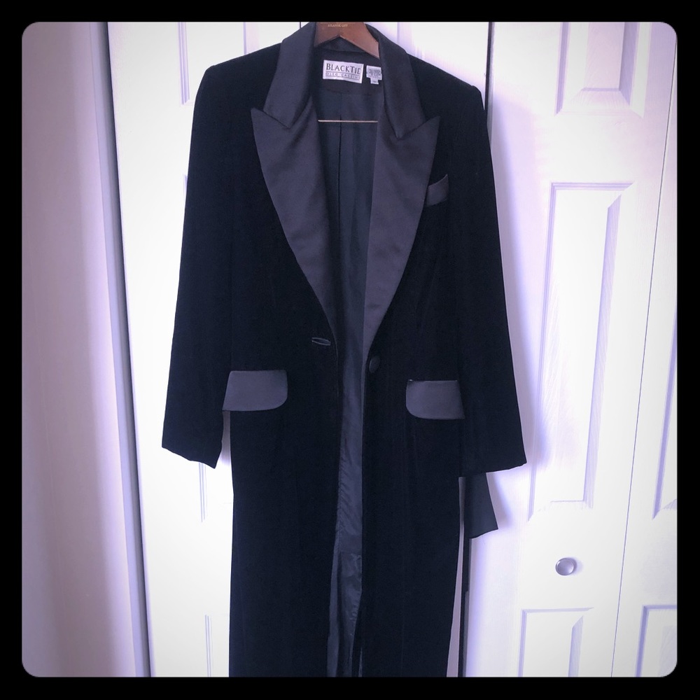 Black tie jacket